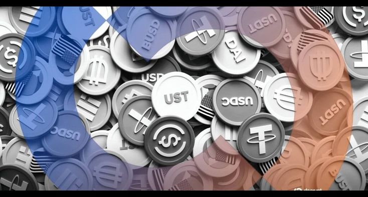 Stablecoin Withdrawals from Exchanges Signal Shifting Market Sentiment